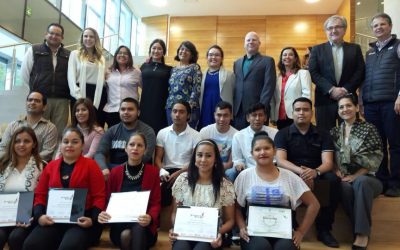 Más de 200 jóvenes se gradúan del programa Jóvenes con Rumbo y acceden a oportunidades de educación y empleo en México